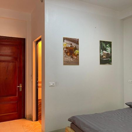 Nhat Sapa Hostel מראה חיצוני תמונה