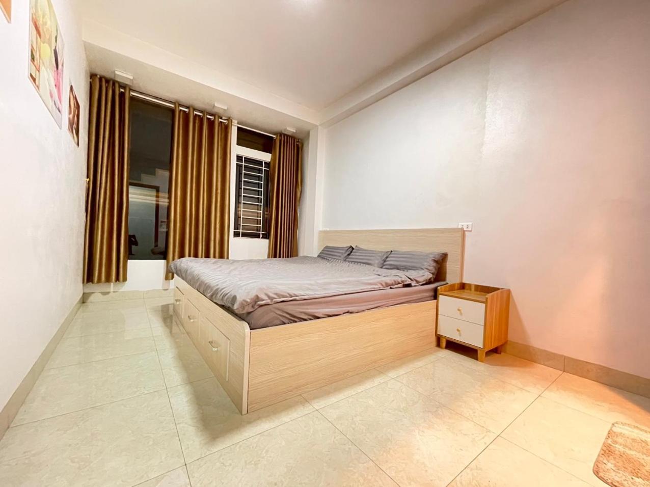 Nhat Sapa Hostel מראה חיצוני תמונה